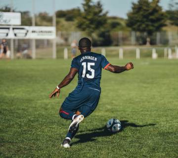 韩乔生：英格兰这场球很难打！刘建宏说你研究哈兰德并不能阻止他继续进球！｜南宫体育官网（配图示意）